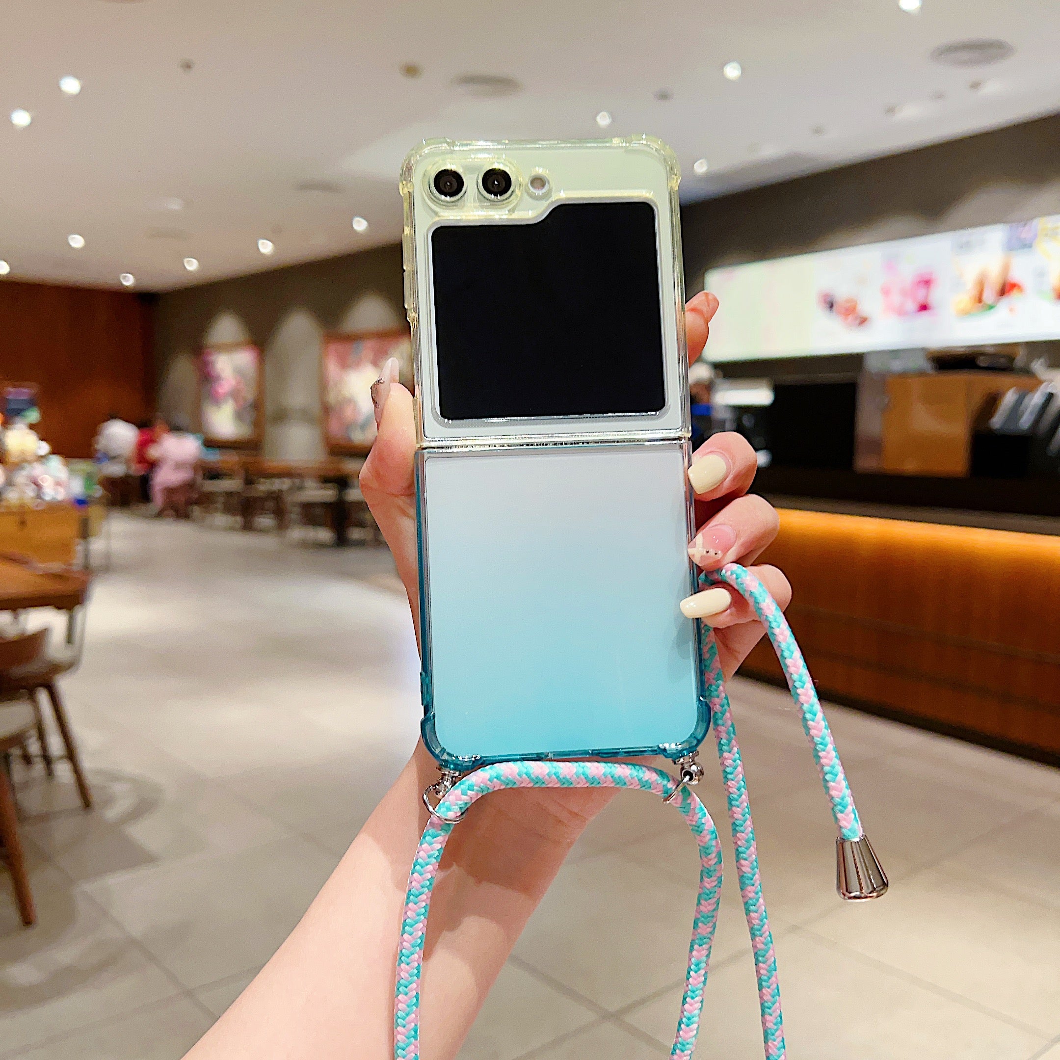 For Samsung Galaxy Z Flip5 5G TPU Case Gradient Color Folding Phone Cover with Shoulder Strap For Samsung Galaxy Z Flip5 5G TPU Case Gradient Color Folding Phone Cover with Shoulder Strap